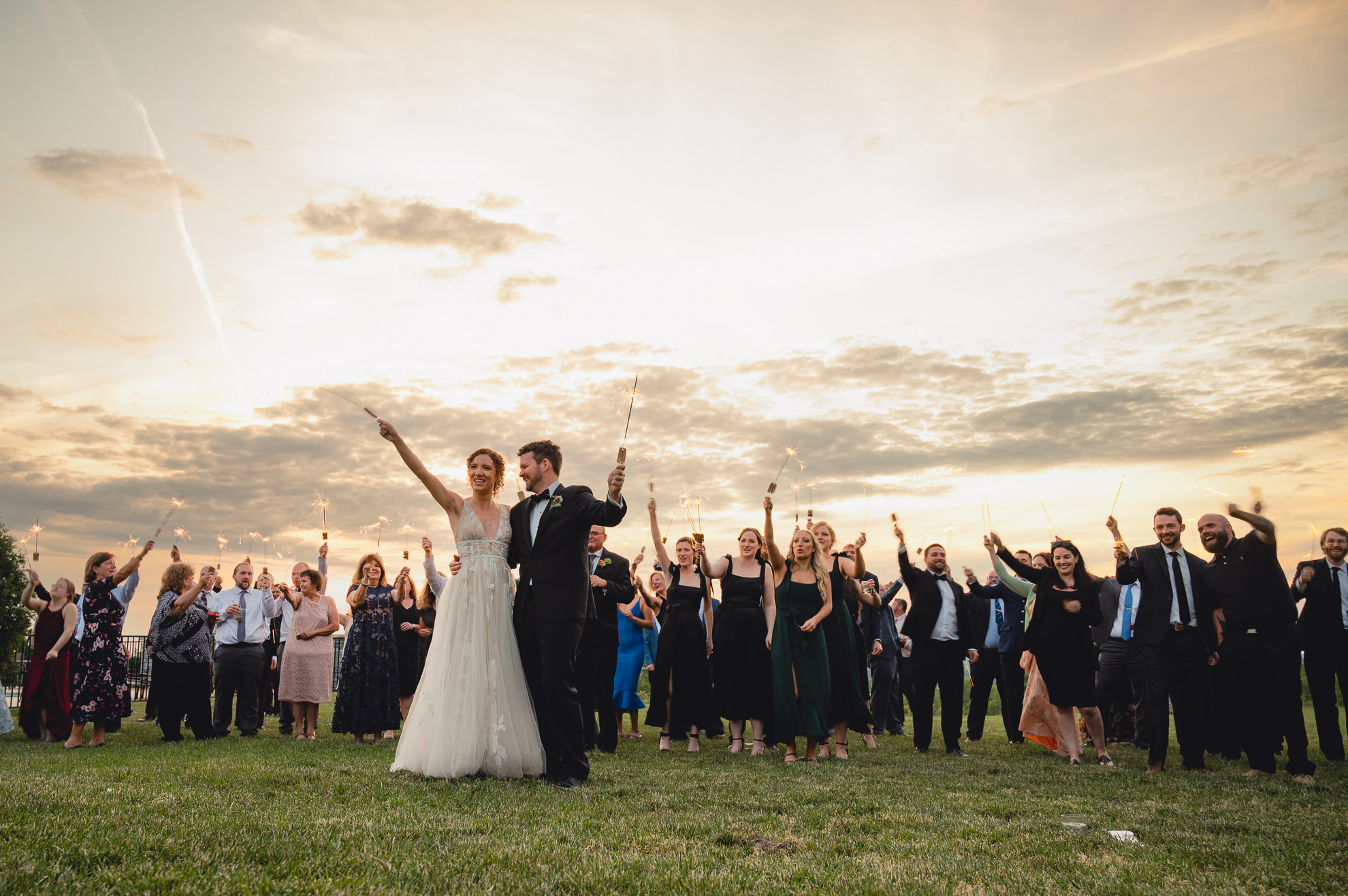 guests use sparklers during wedding reception at the Niagara Falls Country Club