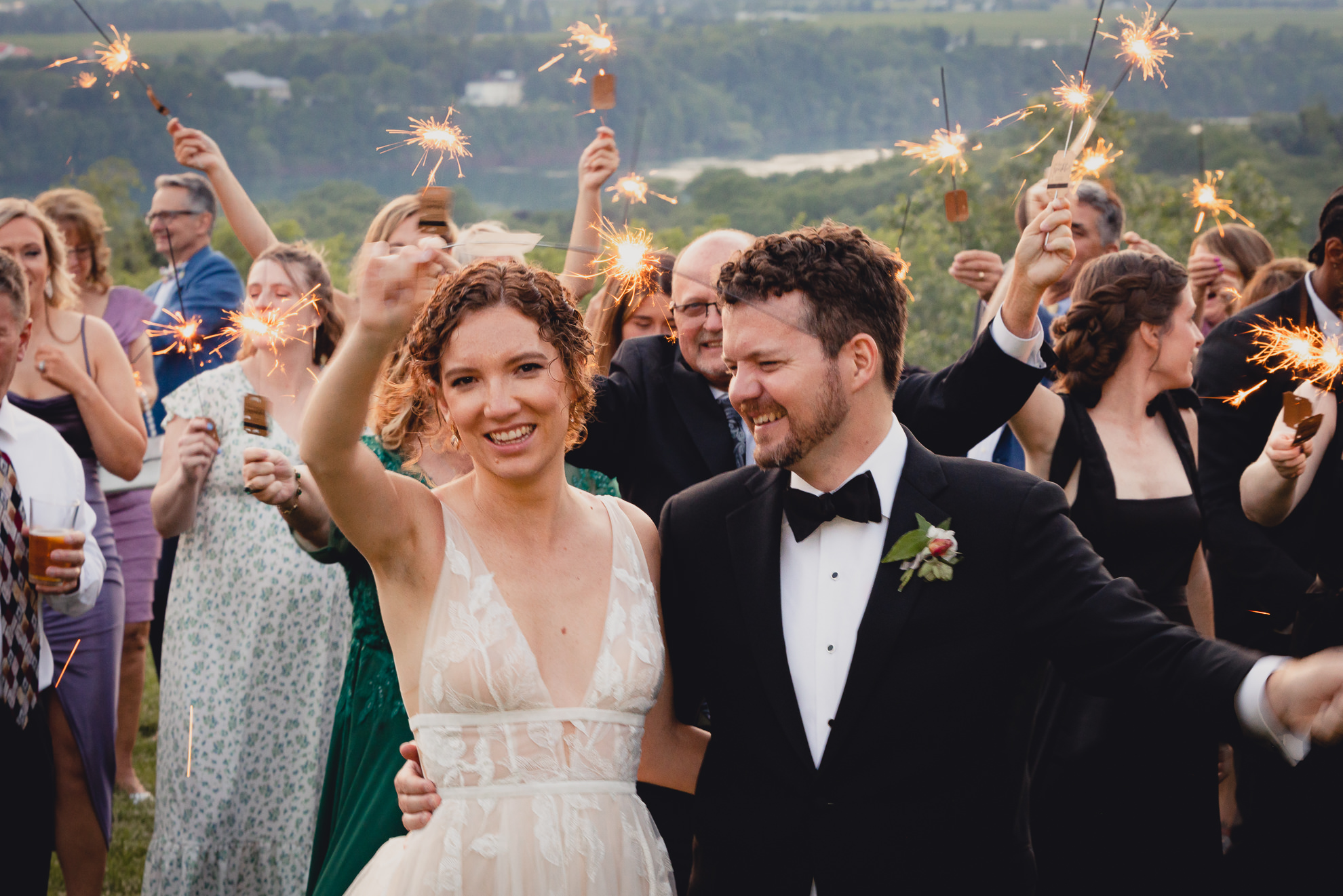guests use sparklers during wedding reception at the Niagara Falls Country Club