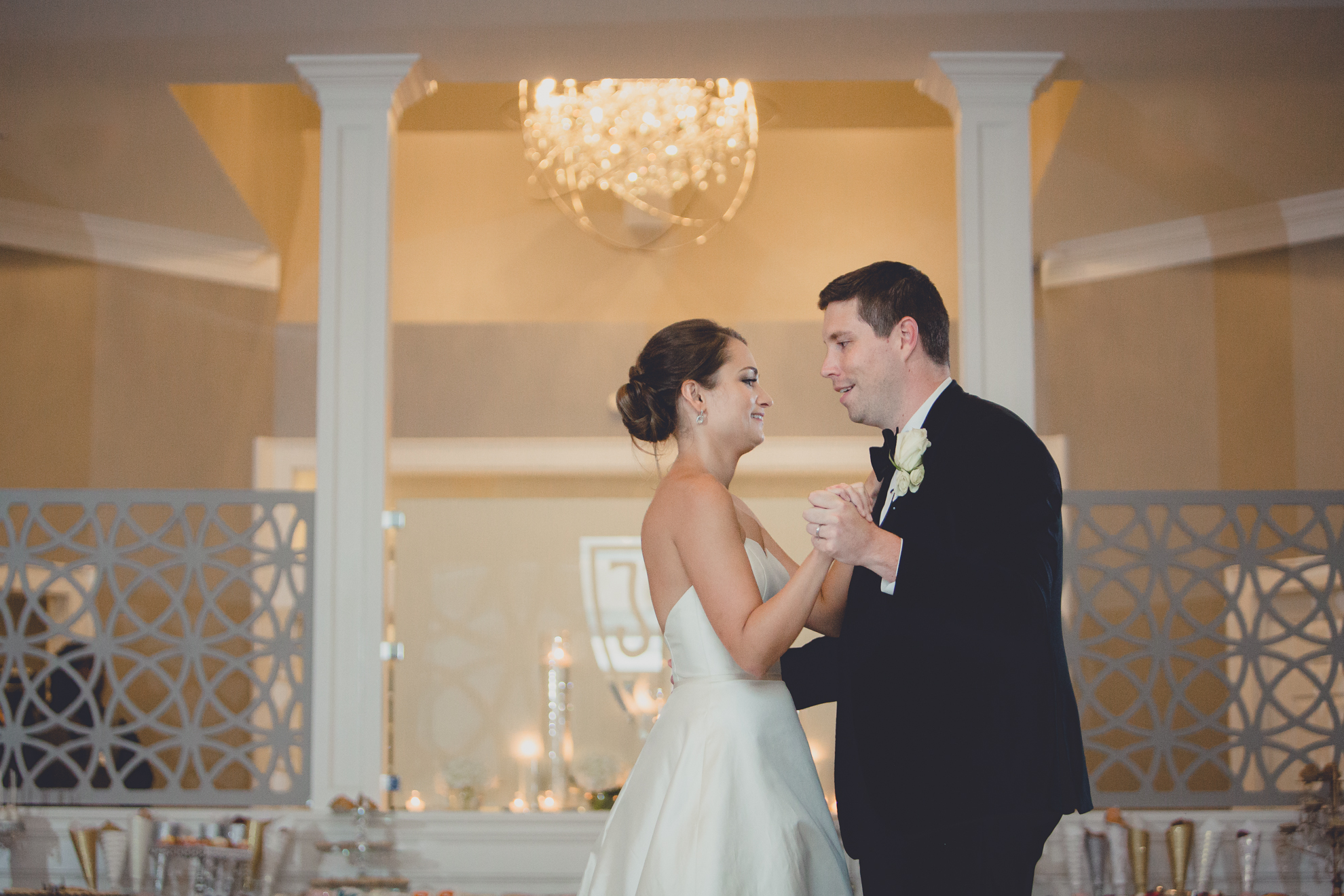 bride and groom dance at wedding reception at Niagara Falls Country Club in Lewiston, NY