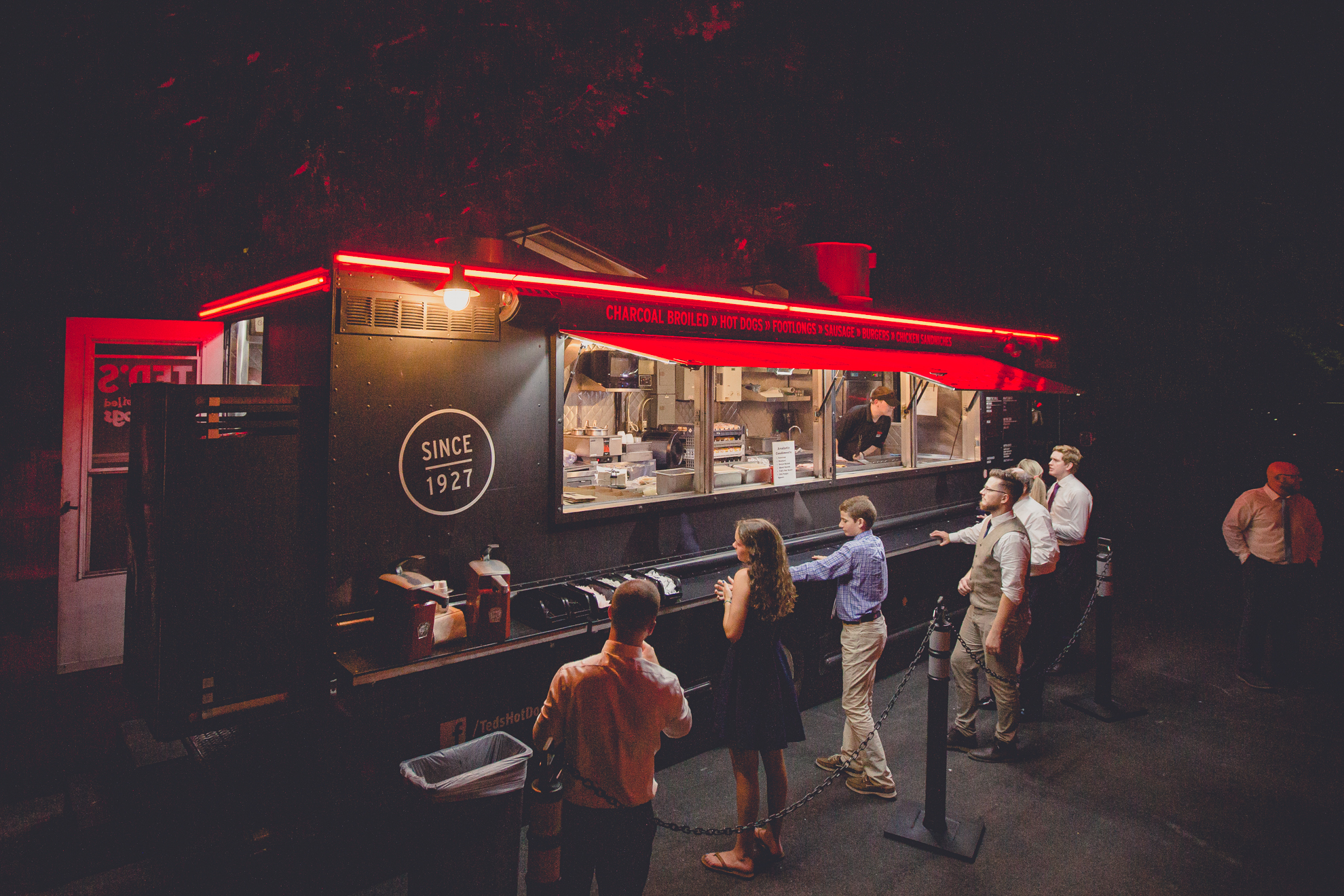 ted's hot dog truck serves late night snacks to guests at wedding reception at Niagara Falls Country Club in Lewiston, NY