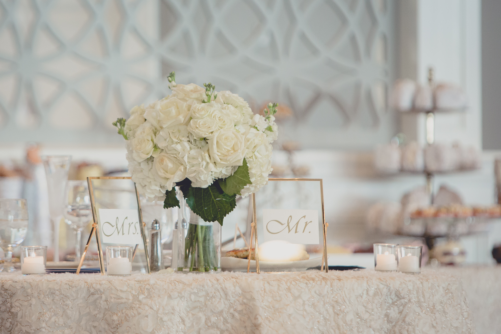 centerpiece on head table at wedding reception at Niagara Falls Country Club in Lewiston, NY
