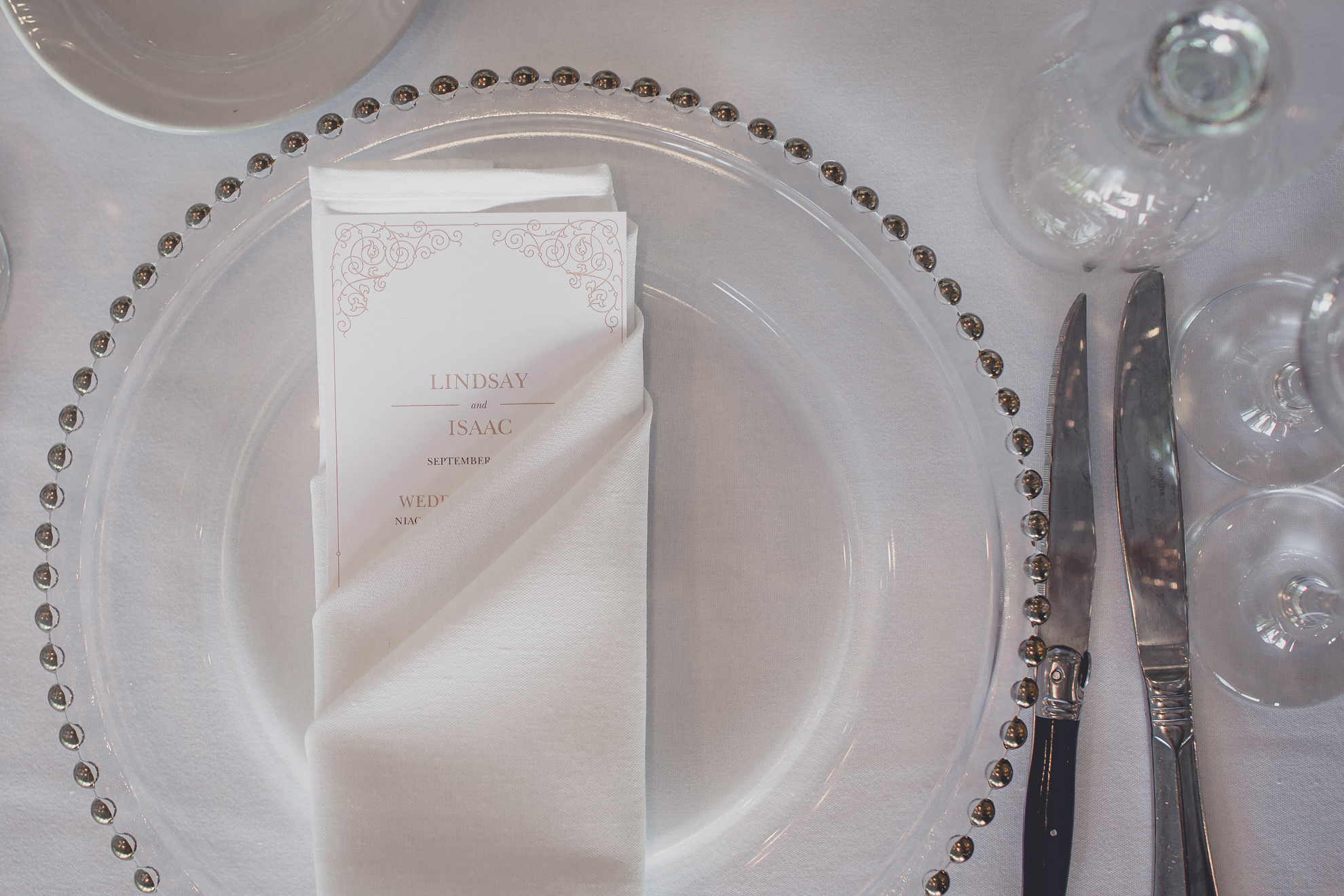 place settings at wedding reception at Niagara Falls Country Club in Lewiston, NY
