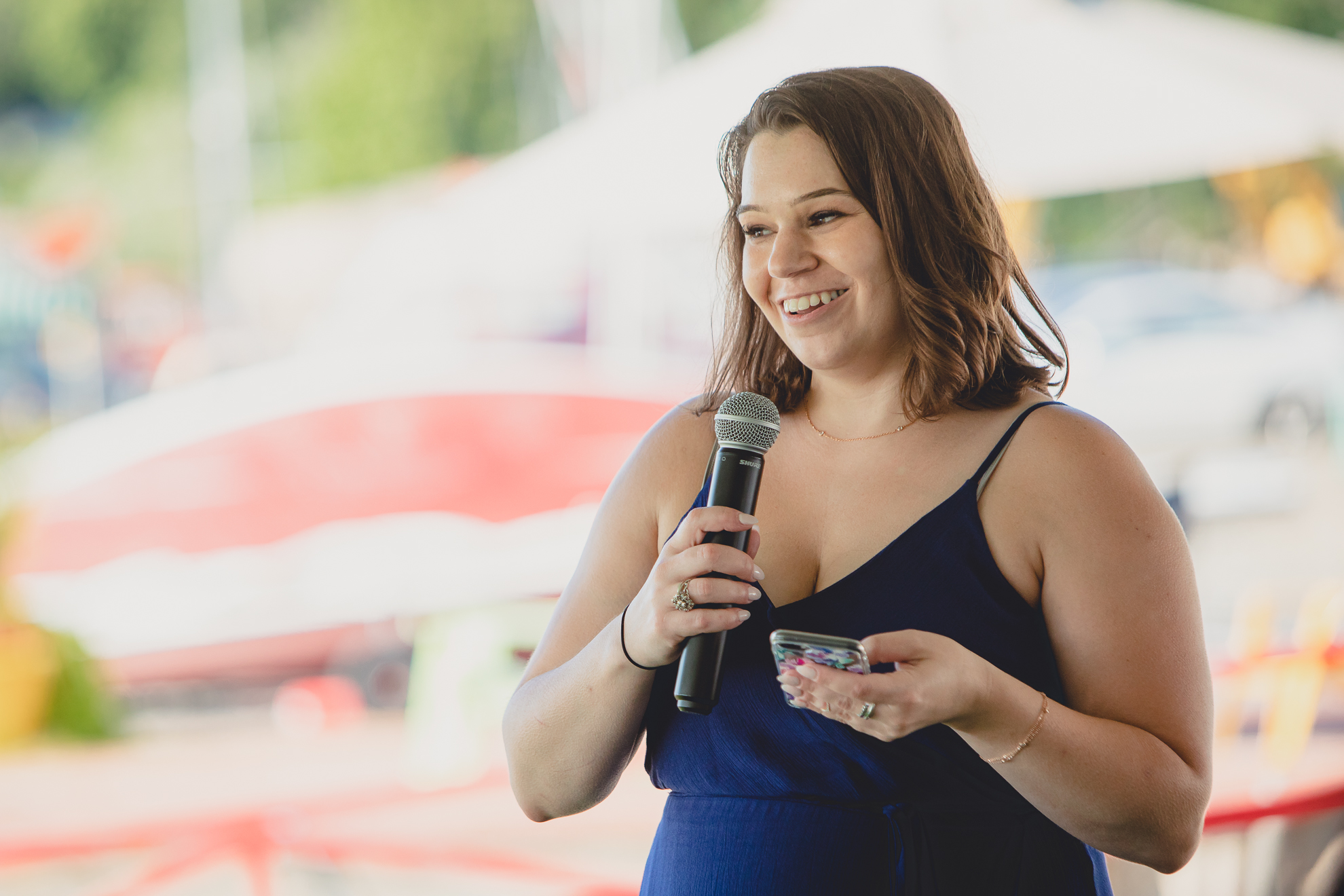 matron of honor delivers speech at Youngstown Yacht Club during WNY micro wedding