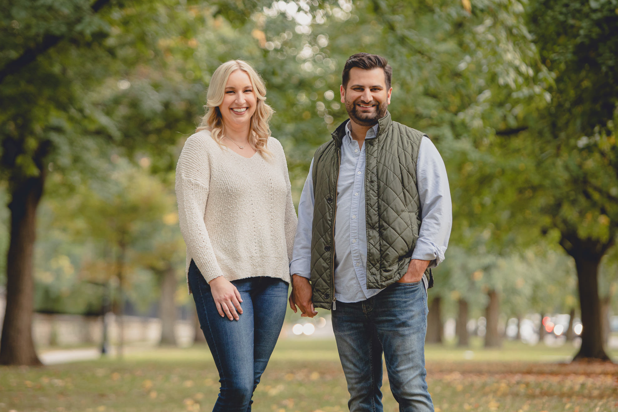 wedding engagement photography in Lincoln Parkway in Delaware Park in Buffalo, NY