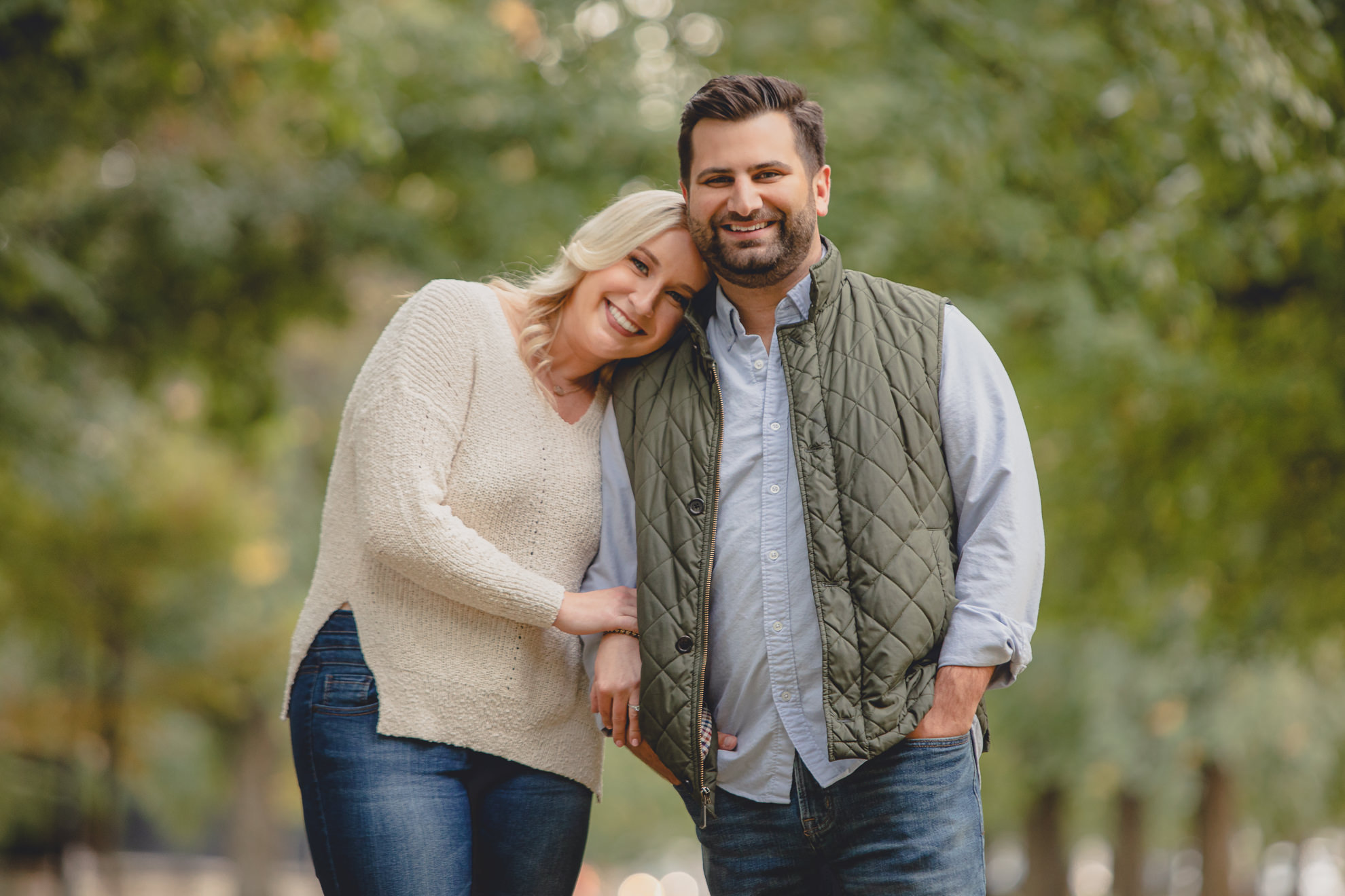 wedding engagement photography in Lincoln Parkway in Delaware Park in Buffalo, NY